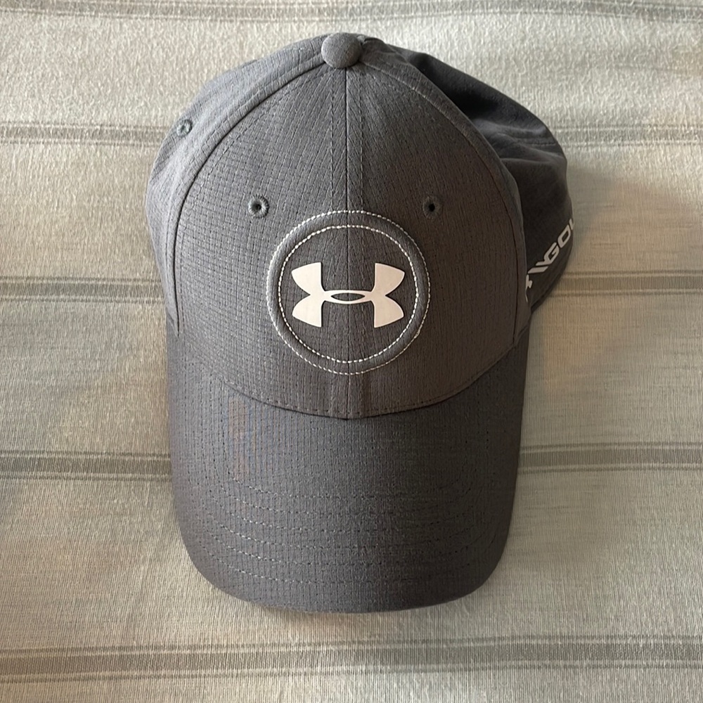 UA golf cap